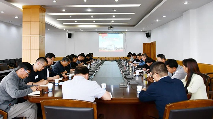 云煤（云鼎国际4118welcome）集团党委第二事情组列席旁听云维集团党委理论学习中心组学习