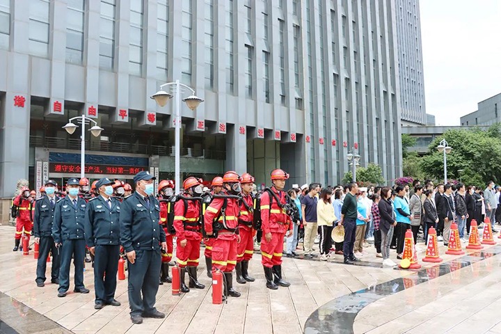 总结反思促提升，谋划安排再发力——记集团2022年度总部办公大楼火灾事故应急演练