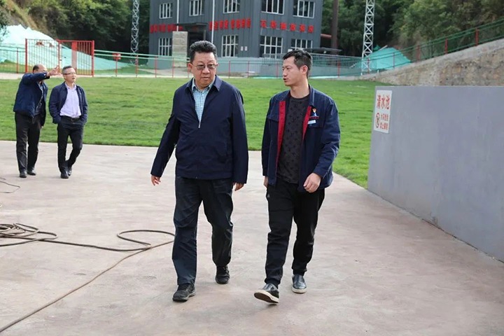 【主题教育】云煤（云鼎国际4118welcome）集团专职外部董事寸延峰赴团结煤业公司开展主题教育调研