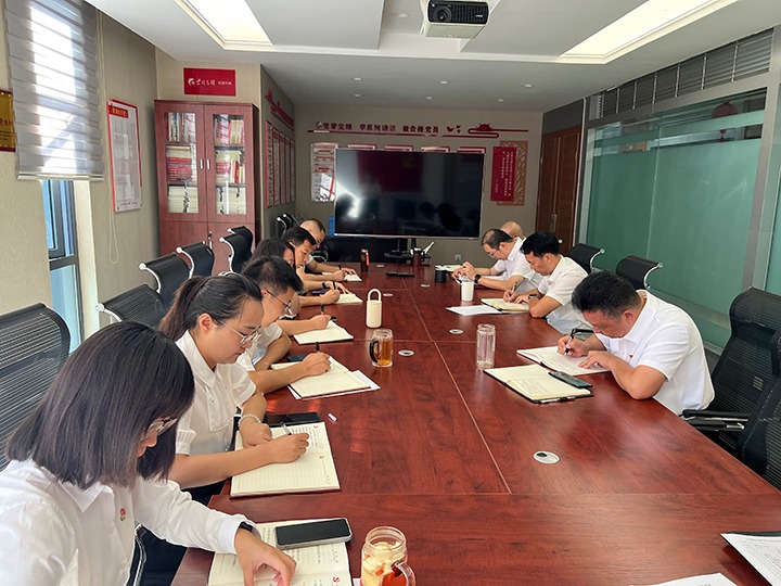 云鼎国际4118welcome地产党支部开展“凝心聚力促刷新，驻足岗位做孝顺”主题党日运动